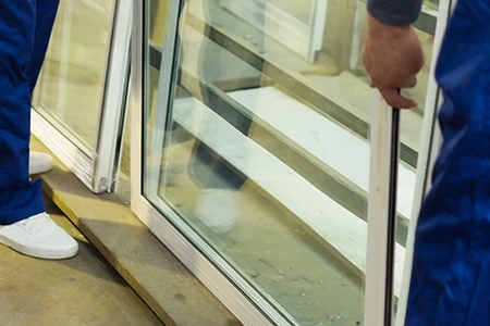 Commercial Glass Repair Technician in Sebastian, FL